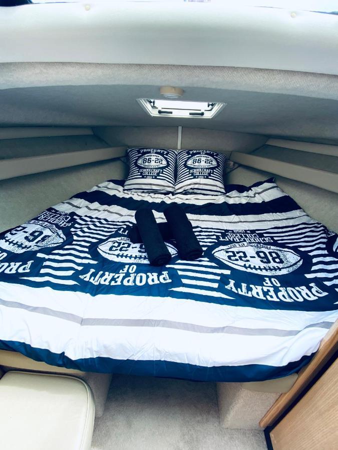 Nuit Insolite Sur Un Bateau Linge Et Menage Inclus - Boat Paradise La Rochelle Ла Рошел Екстериор снимка